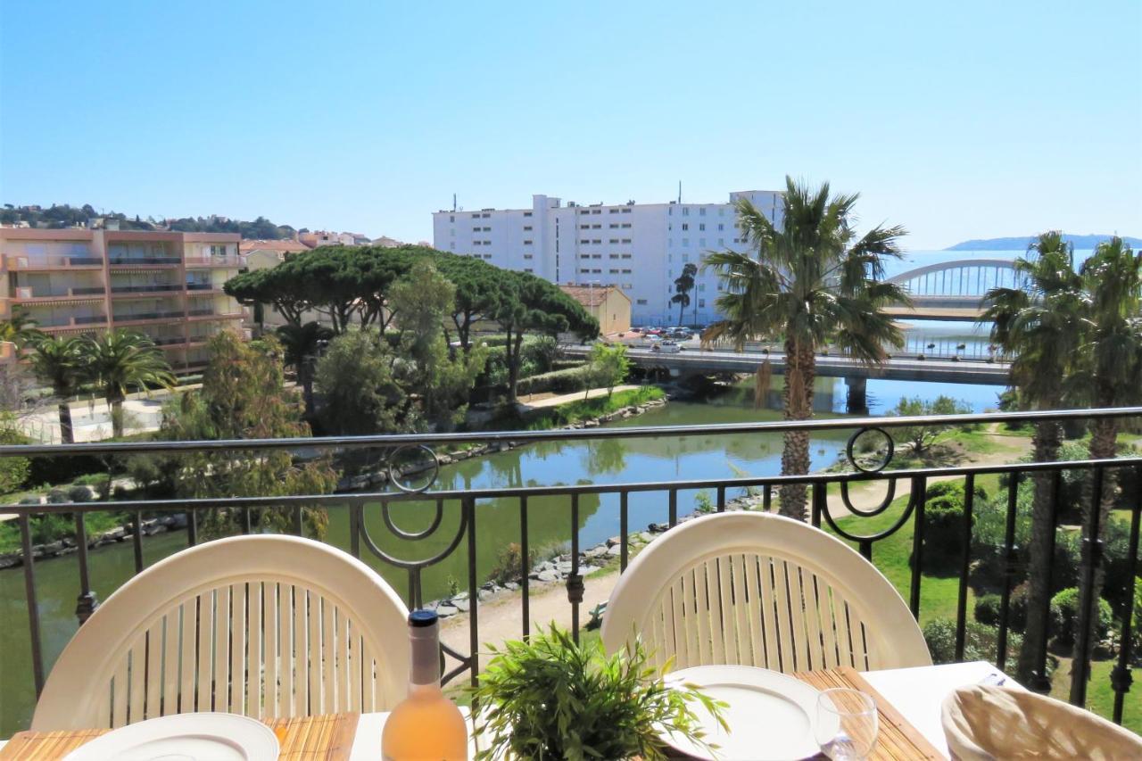 Port Marine Apartment Sainte-Maxime Bagian luar foto