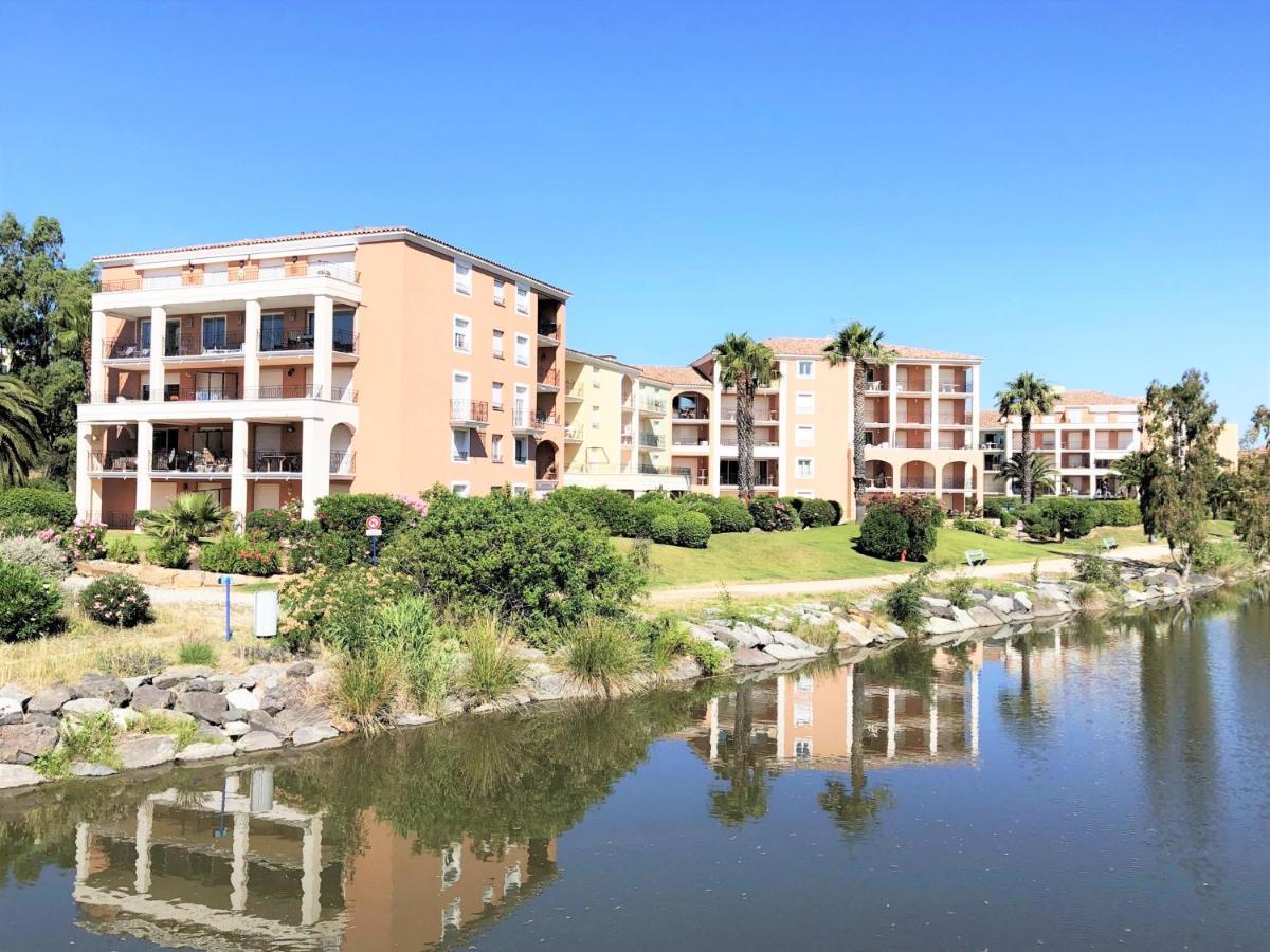 Port Marine Apartment Sainte-Maxime Bagian luar foto